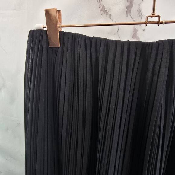 Alex Evenings Skirt Womens Medium Black Pleated Lettuce Hem Shift Ruffle - Picture 2 of 9